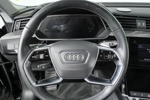 2021 Audi e-tron Premium