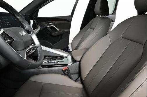 2025 Audi Q5 Premium