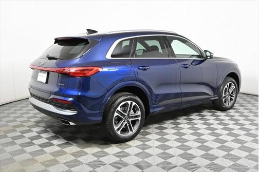 2025 Audi Q5 Premium