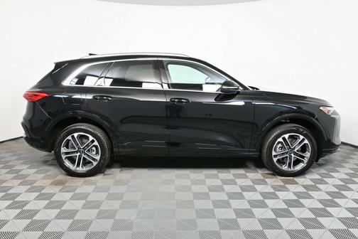 2025 Audi Q5 Premium