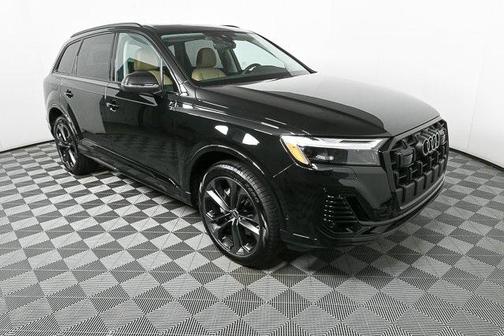 2025 Audi Q7 55 Premium Plus