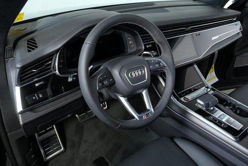 daytona gray pearl effect 2026 Audi RS Q8 4.0T