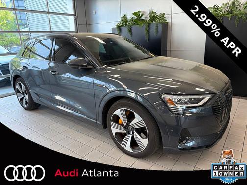 Manhattan Gray Metallic 2023 Audi e-tron Premium Plus quattro