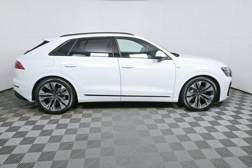 2026 Audi Q8 55 Premium Plus