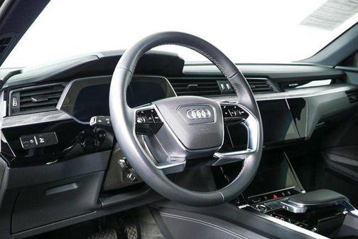 2023 Audi e-tron Premium Plus quattro