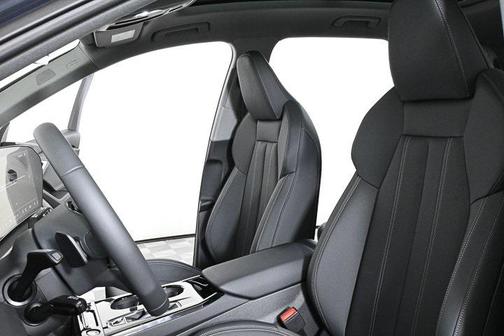 2025 Audi Q6 e-tron Premium Plus quattro