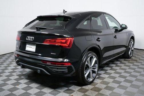 2023 Audi Q5 45 S line Prestige