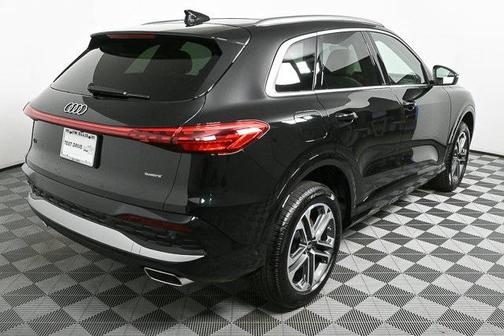 2025 Audi Q5 Premium
