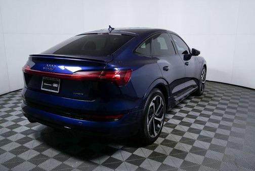 2022 Audi e-tron Sportback S line Premium Plus