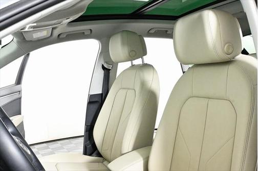 2022 Audi Q3 40 Premium