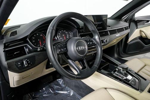 2023 Audi A4 45 S line Premium