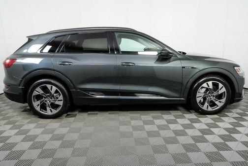 2021 Audi e-tron Premium