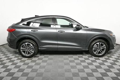 2025 Audi Q5 Premium