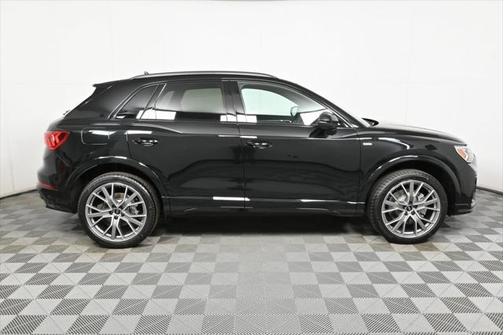 2025 Audi Q3 45 S line Premium Plus