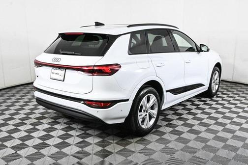 2025 Audi Q6 e-tron Premium Plus