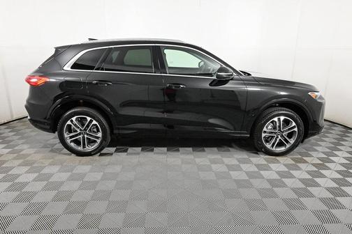 2025 Audi Q5 Premium