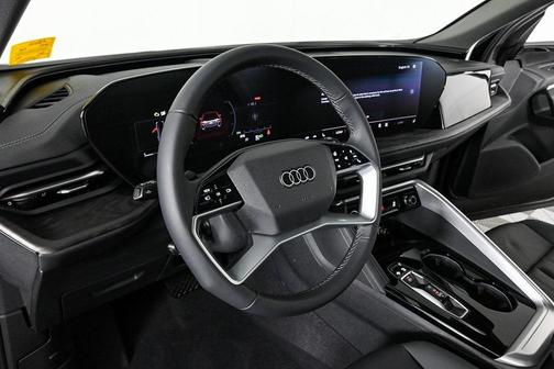 2025 Audi Q5 Premium
