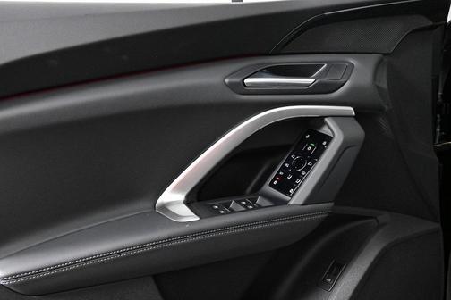 2025 Audi Q5 Premium