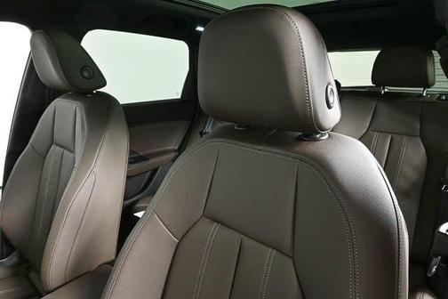 2025 Audi Q6 e-tron Premium