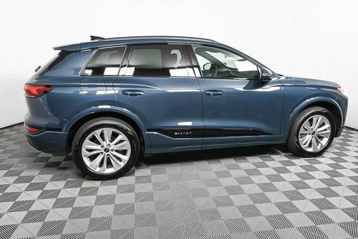 2025 Audi Q6 e-tron Premium