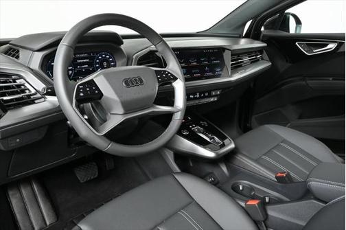 2025 Audi Q4 e-tron Premium 45 RWD