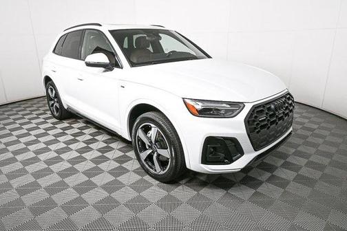 2023 Audi Q5 45 S line Premium Plus