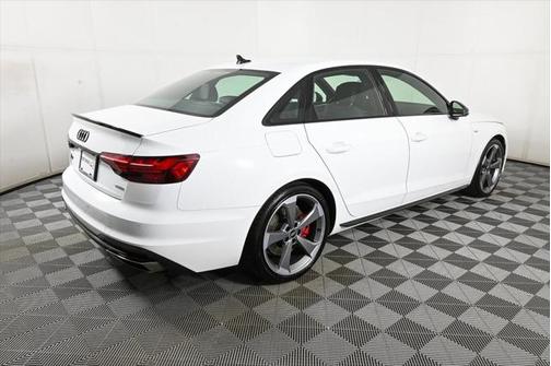 2024 Audi A4 45 S line Premium Plus