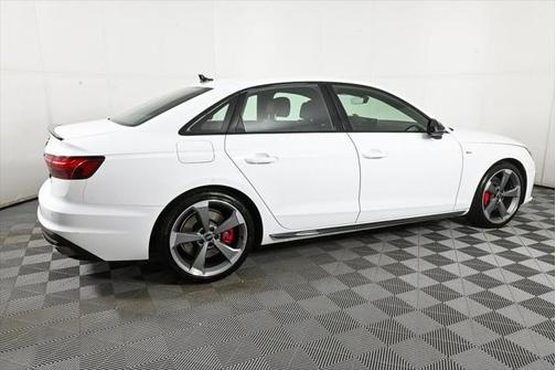 2024 Audi A4 45 S line Premium Plus