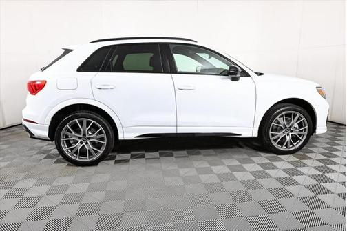 2025 Audi Q3 45 S line Premium Plus