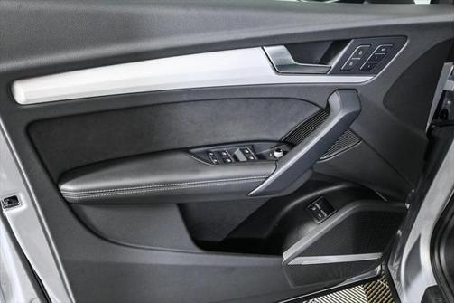 2021 Audi Q5 Premium Plus 55 TFSI e quattro S tronic