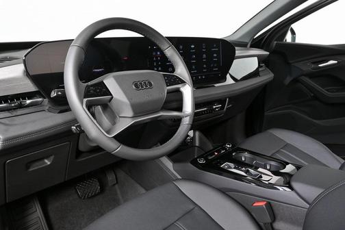 2025 Audi Q6 e-tron Premium quattro