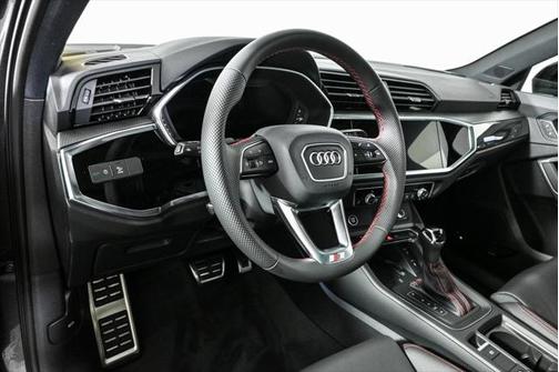 2025 Audi Q3 45 S line Premium Plus