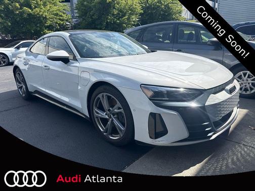 Suzuka Gray Metallic 2024 Audi e-tron GT Prestige quattro