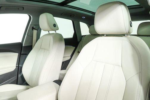 2025 Audi Q5 Premium TFSI quattro S tronic