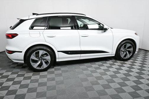 2025 Audi Q6 e-tron Prestige quattro