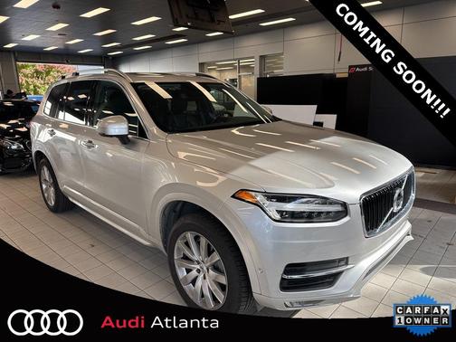 2018 Volvo XC90 T6 Momentum