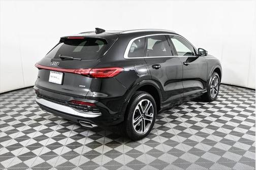 2025 Audi Q5 Premium