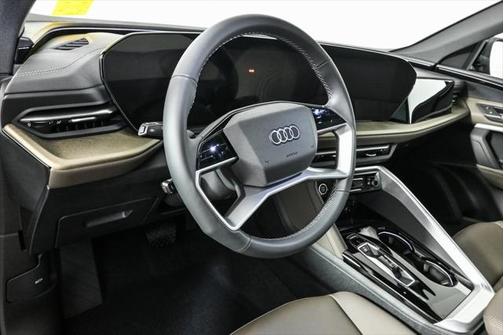 2025 Audi Q5 Premium