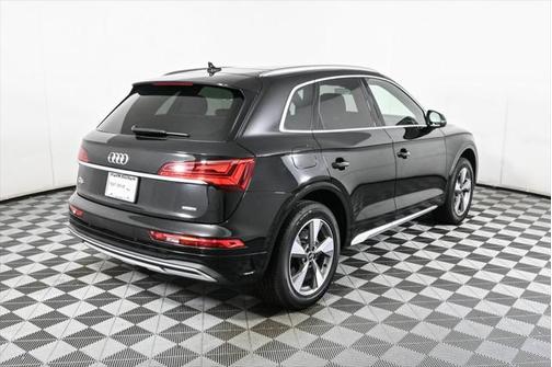 2022 Audi Q5 40 Premium Plus