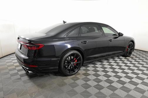 2024 Audi S8 4.0T