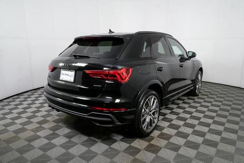 2025 Audi Q3 45 S line Premium Plus