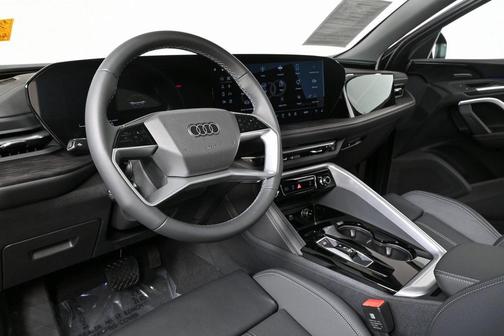 2025 Audi Q5 Sportback Premium Plus TFSI quattro S tronic