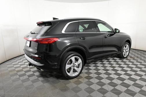 2025 Audi Q5 Premium Plus