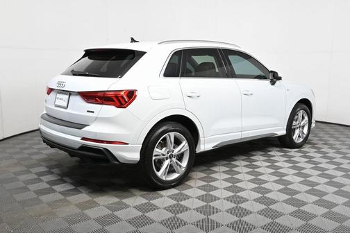 2023 Audi Q3 45 S line Premium Plus