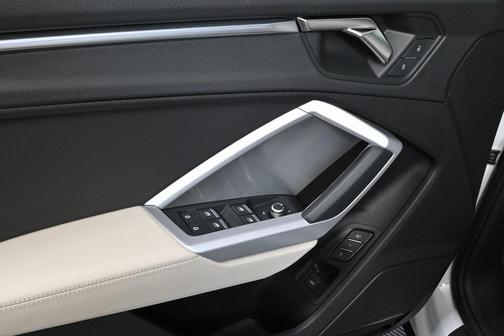2023 Audi Q3 45 S line Premium Plus