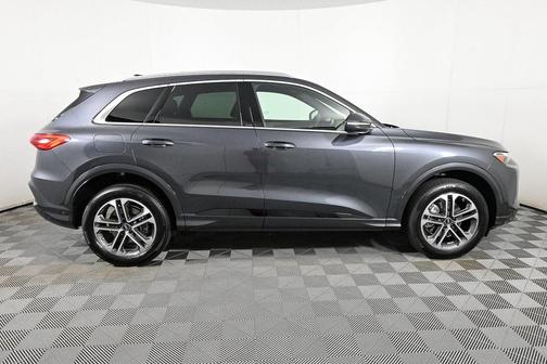 2025 Audi Q5 Premium