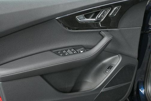 2025 Audi Q7 55 Prestige
