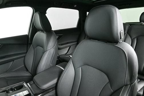 2025 Audi Q7 55 Prestige