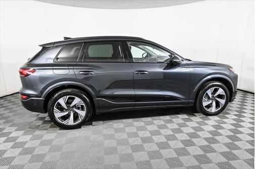 2025 Audi Q6 e-tron Premium Plus quattro