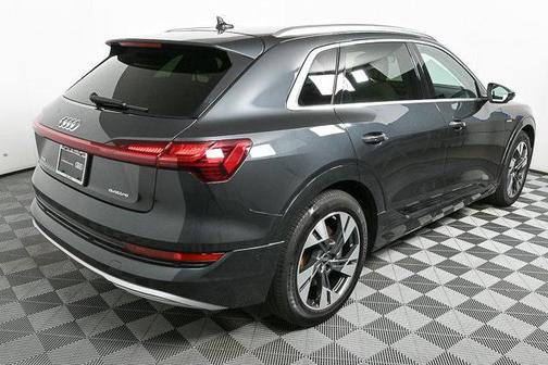 2023 Audi e-tron Premium Plus quattro